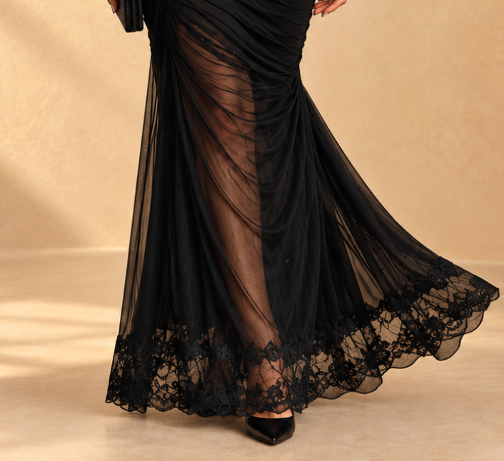 Viviana | Abito Lungo in Pizzo con Scollo a V e Gonna a Sirena