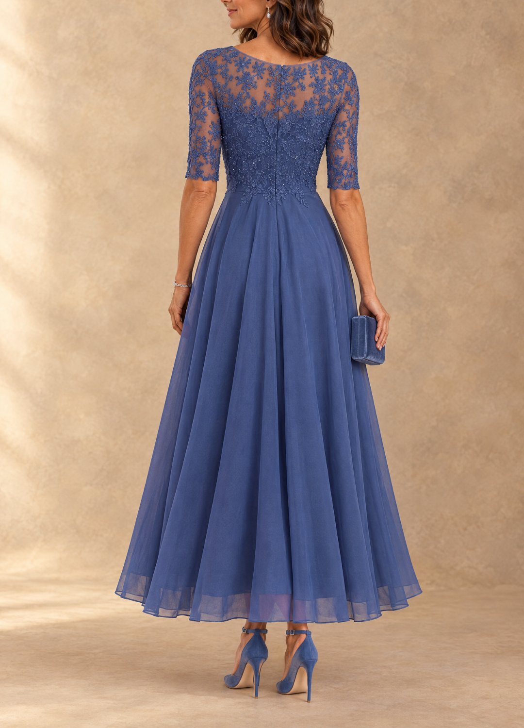 Abella | Abito in Pizzo con Gonna Fluida