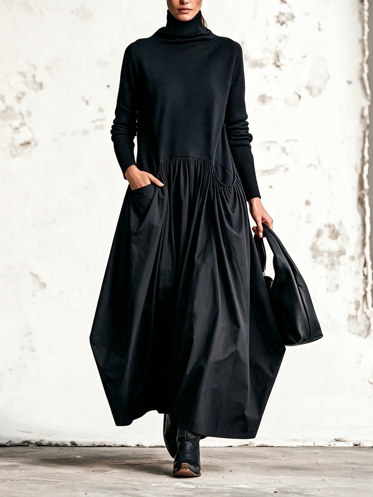 Odetta | Abito Maxi Oversize con Collo Alto