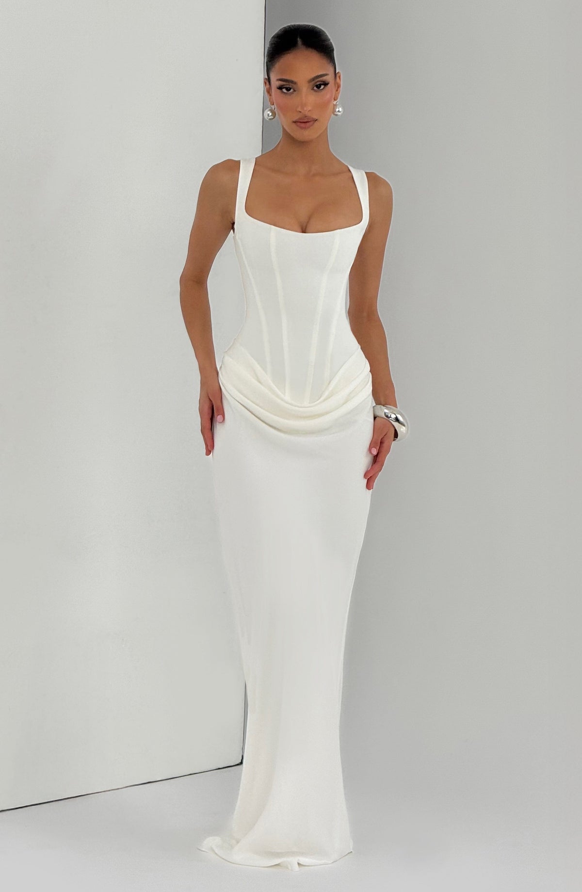 Eleonora | Abito Maxi con Scollo Squadrato