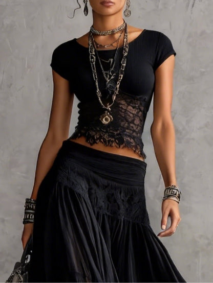 Adelina | Completo con Top in Pizzo e Gonna Plissettata